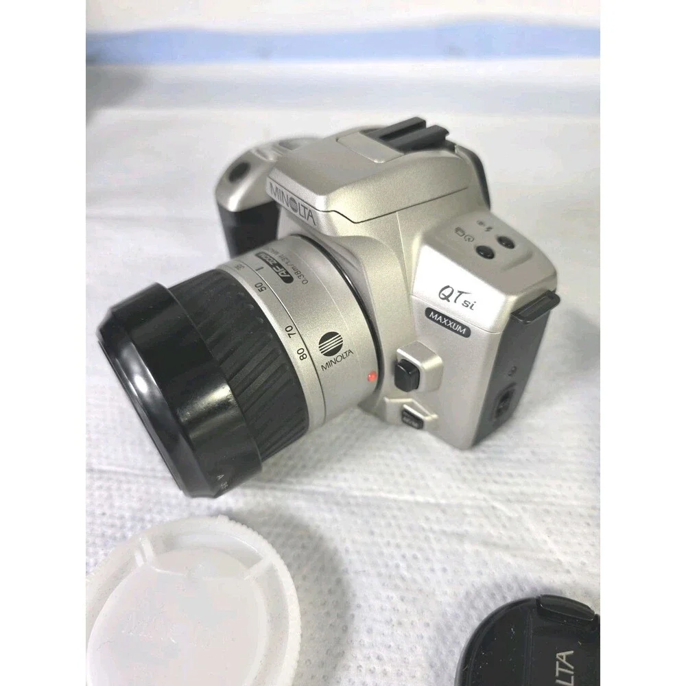 Minolta QTsi Maxxum 35mm SLR Film Camera + 35-80mm Lens TESTED